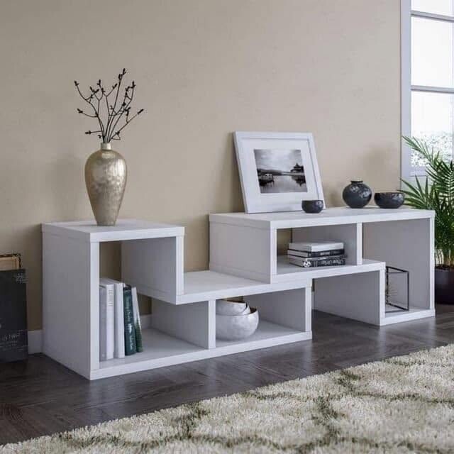 White staggered console